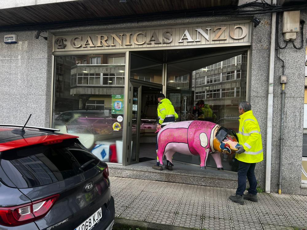 Imagen LOS 27 “PORQUIÑOS DEL COCIDO” TOMARÁN A PARTIR HOY LAS CALLES PARA PROMOCIONAR EL MES DEL COCIDO Y ANIMAR LAS CALLES CON SU PRESENCIA